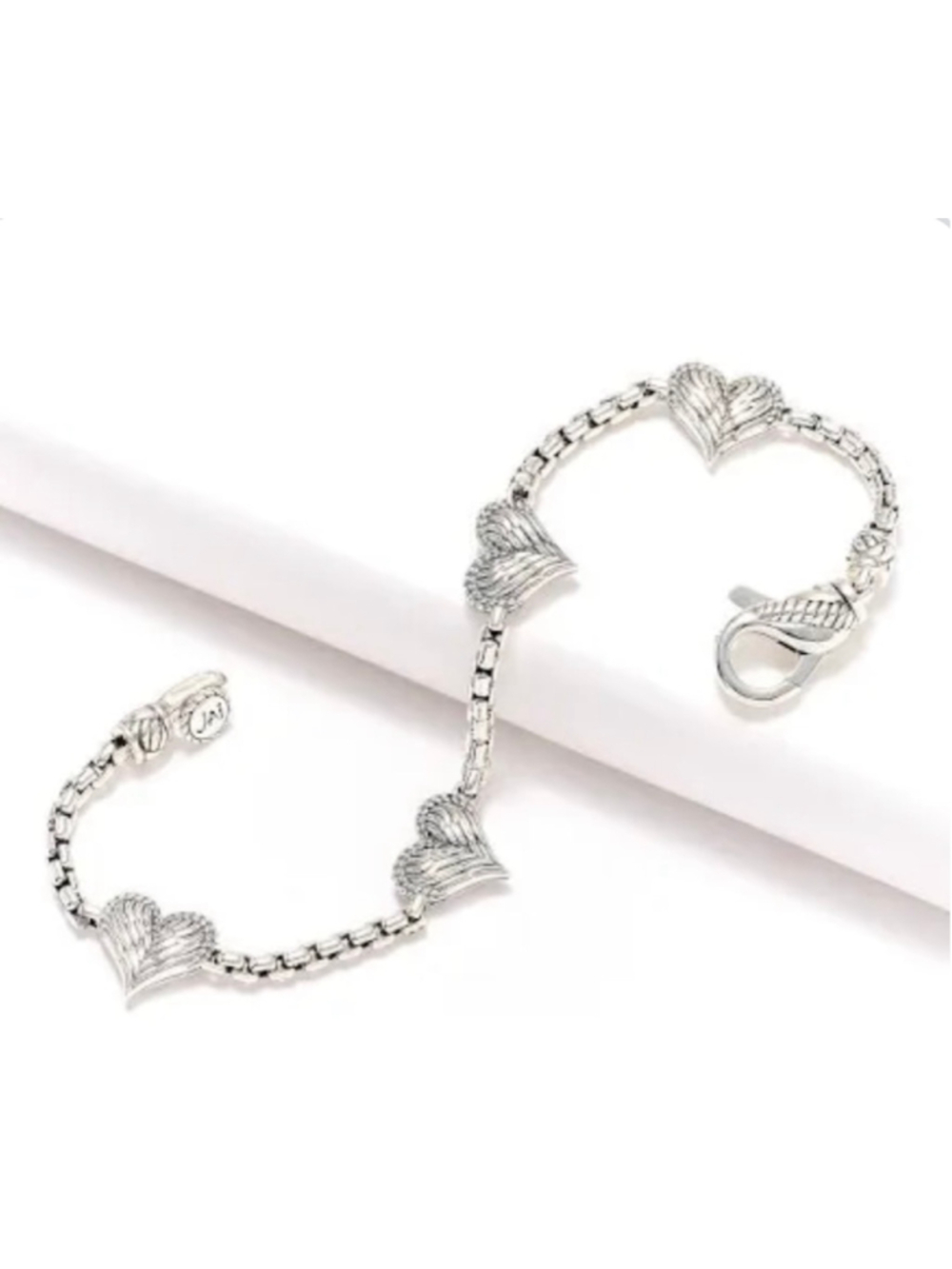 New JAI Silver Heart Symbol Station Box Chain Bracelet 8.5in